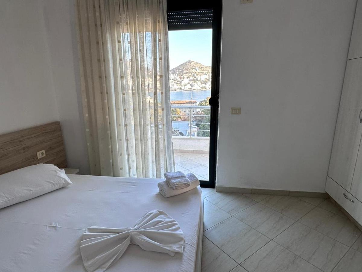 Payo Apartments Sarandë Esterno foto